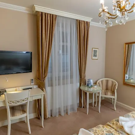 Resovia Residence Hotel*** 酒店 3*