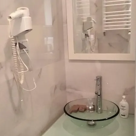Resovia Residence Hotel*** 3* 热舒夫