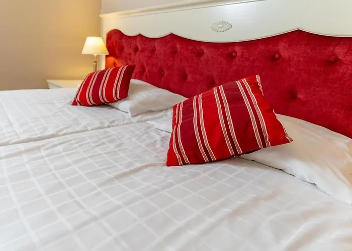 Resovia Residence Hotel*** 3* رشيشوف