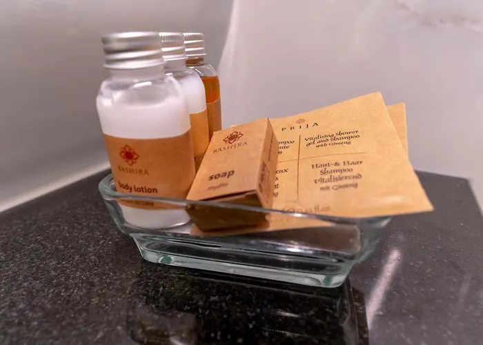 Resovia Residence Hotel*** فندق