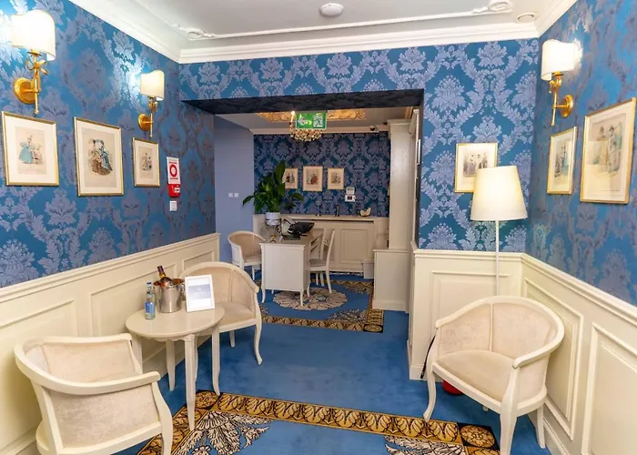 Resovia Residence Hotel*** فندق 3*