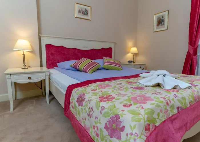 فندق Resovia Residence Hotel*** رشيشوف