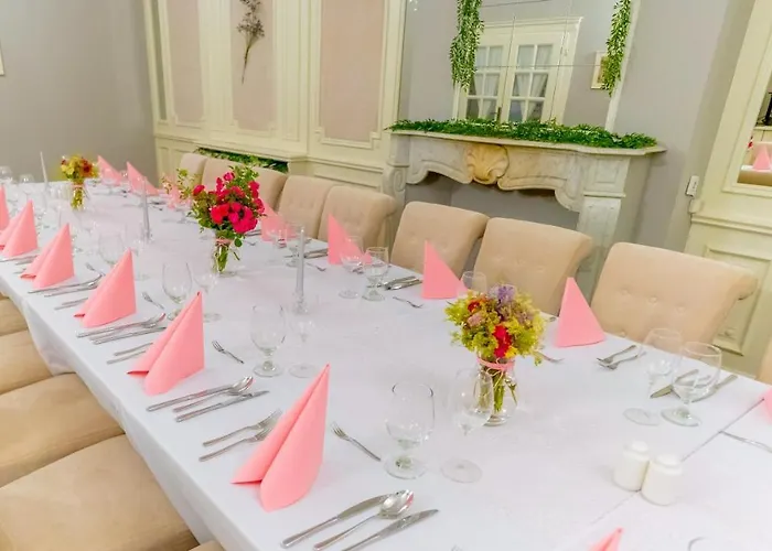 فندق Resovia Residence Hotel*** 3*