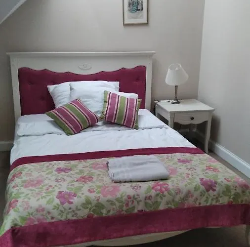 Resovia Residence Hotel*** 3* رشيشوف