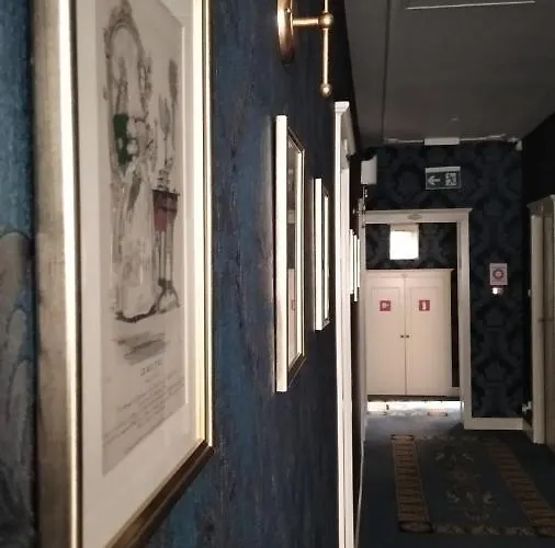 Resovia Residence Hotel*** فندق