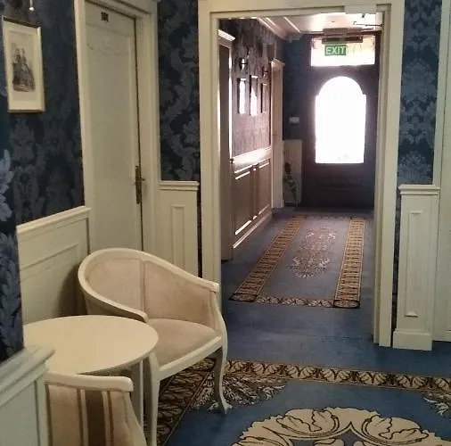 Resovia Residence Hotel*** 3* رشيشوف